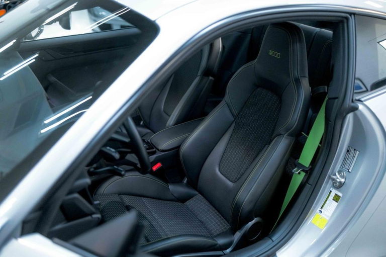 Porsche 992 Carrera T