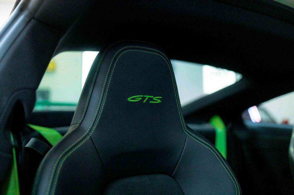 Porsche 992 Carrera GTS