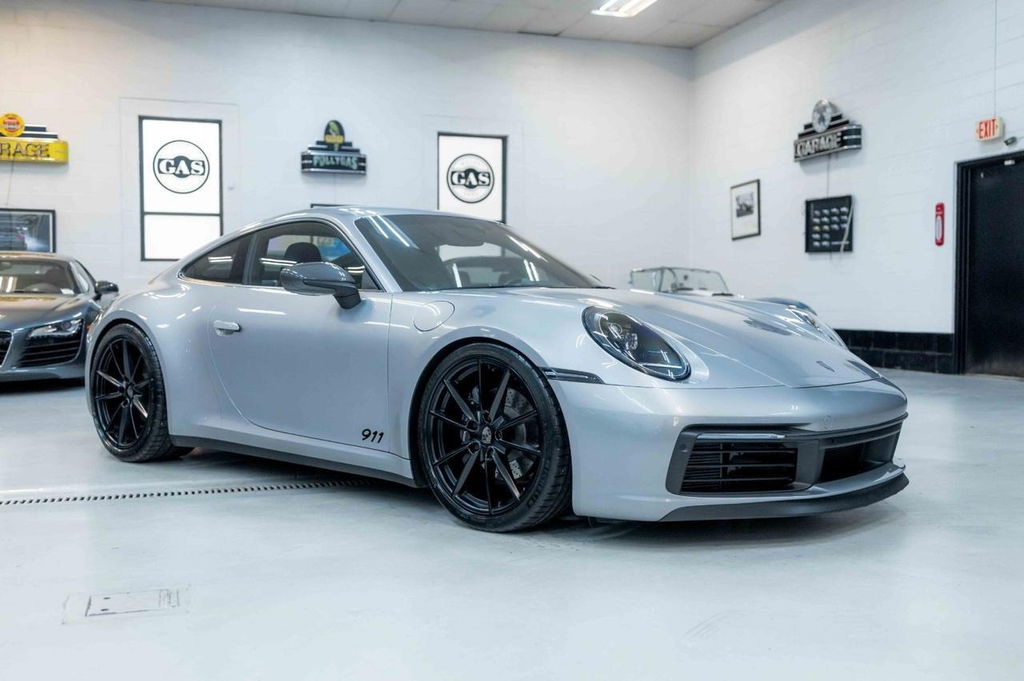 Porsche 992 Carrera T