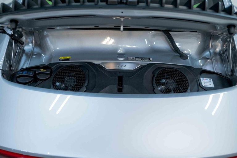 Porsche 992 Carrera T