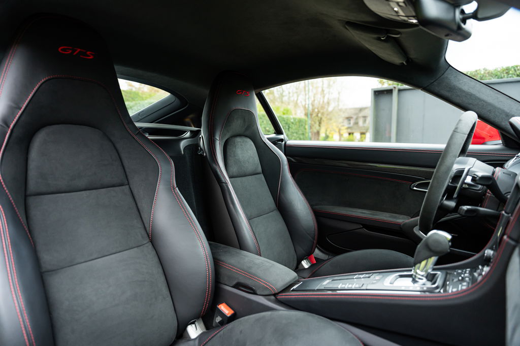 Porsche 718 Cayman GTS 4.0