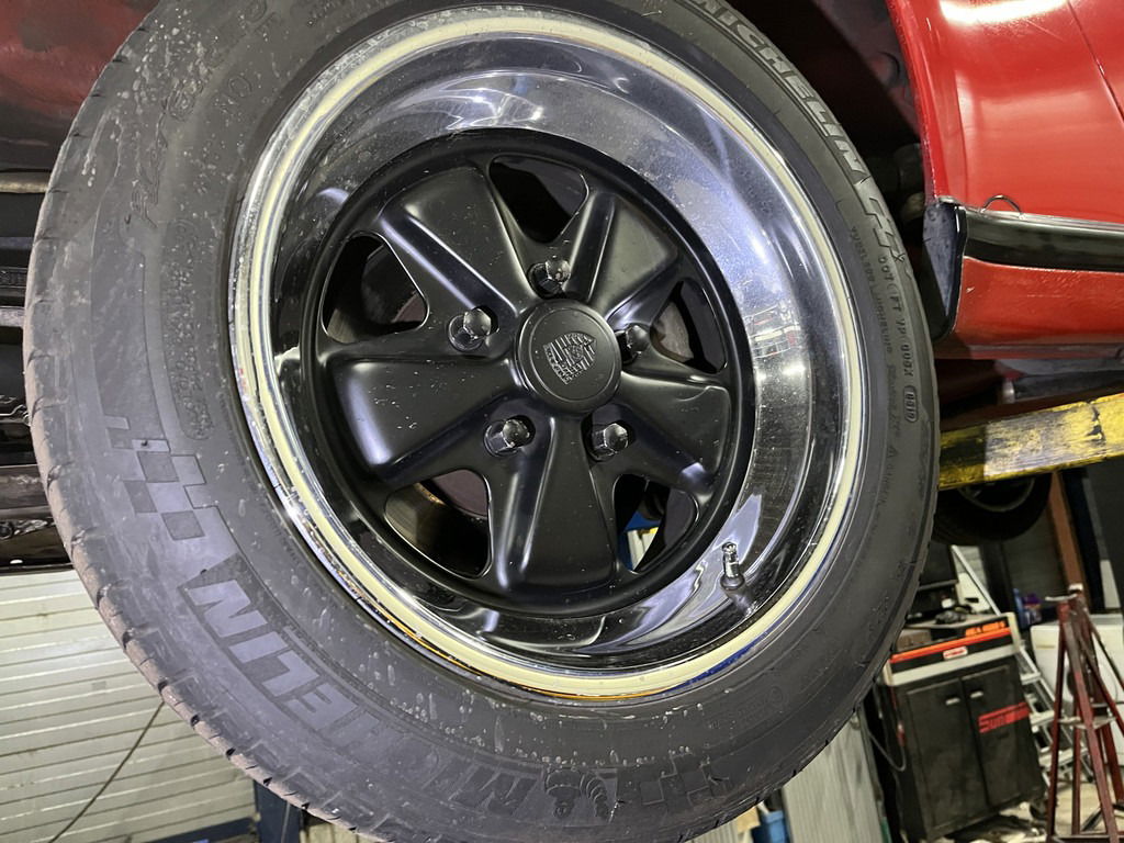 Porsche 911 Carrera 3.2