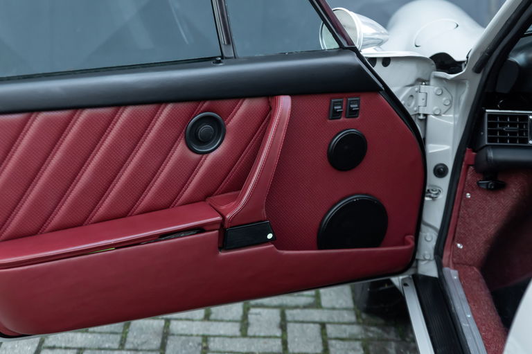 Porsche 911 Backdate