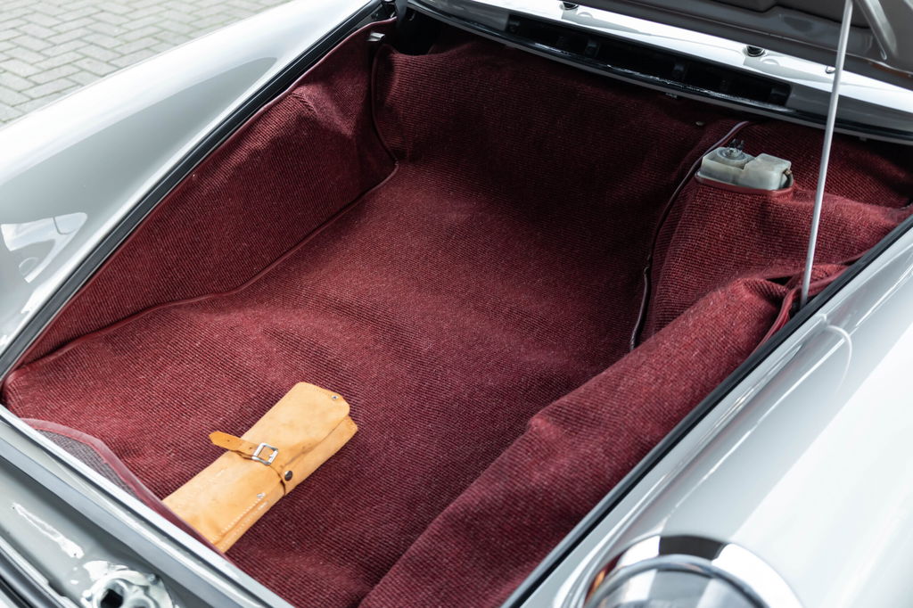 Porsche 911 Backdate