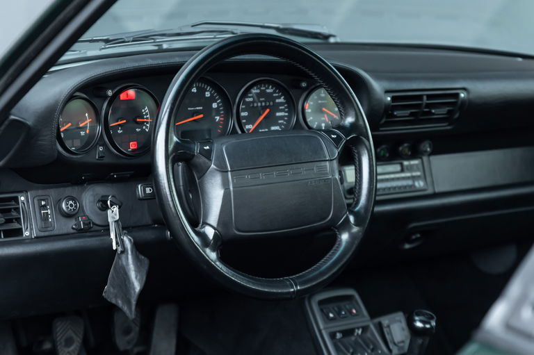 Porsche 964 Carrera 4