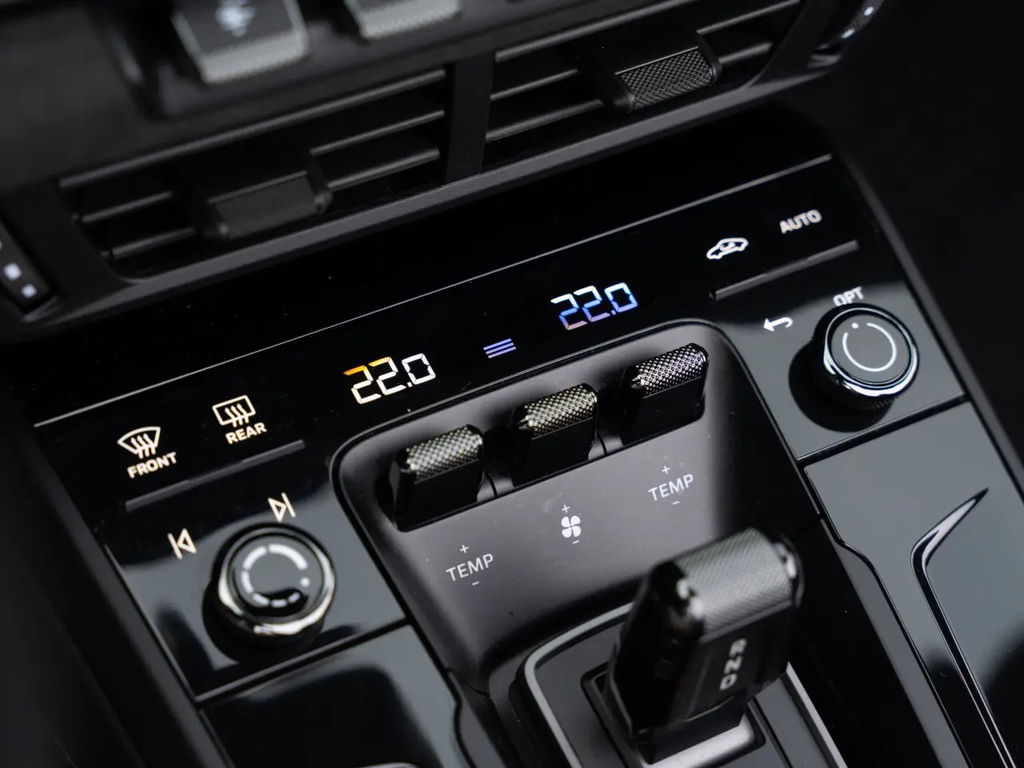 Porsche 992.2 Carrera GTS