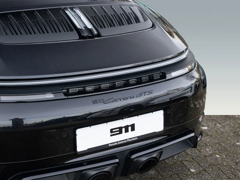 Porsche 992.2 Carrera GTS