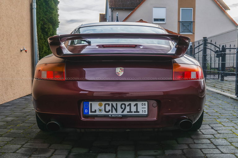 Porsche 996 Carrera