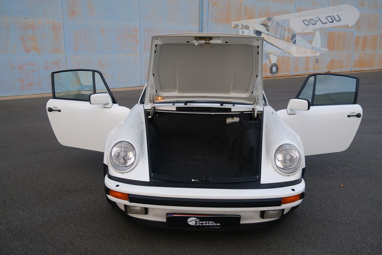 Porsche 911 Turbo 3.3