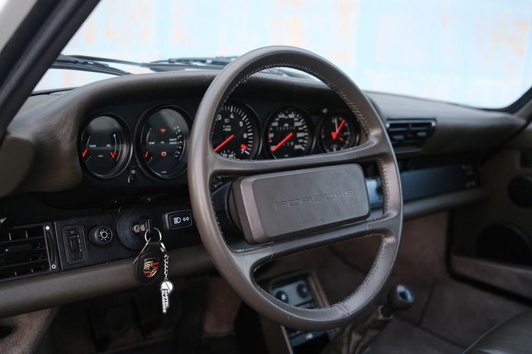 Porsche 911 Turbo 3.3