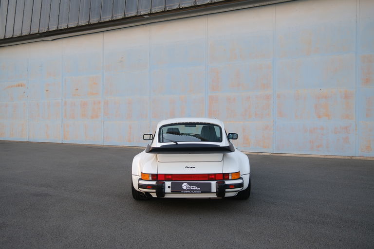 Porsche 911 Turbo 3.3