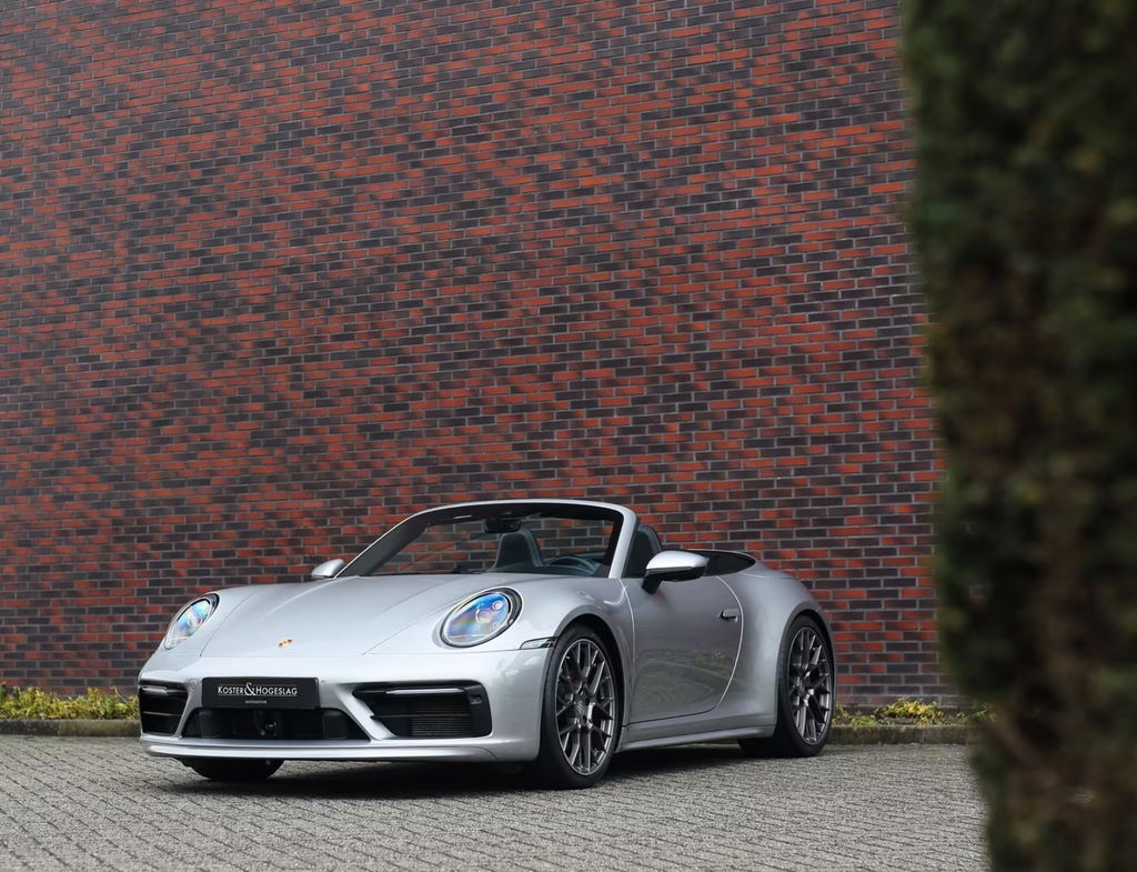 Porsche 992 Carrera 4S