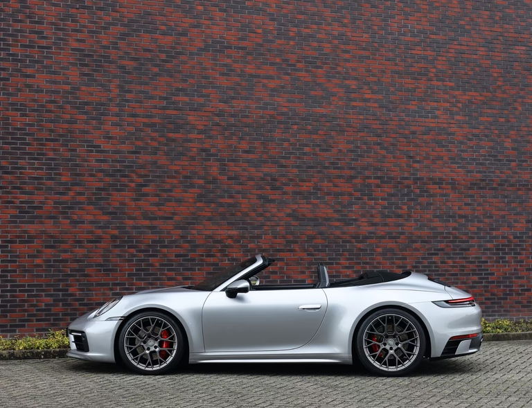 Porsche 992 Carrera 4S