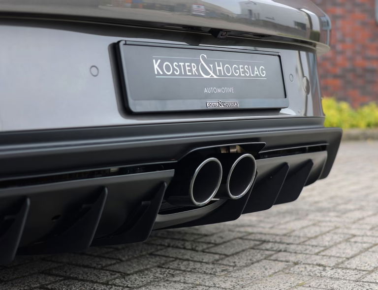 Porsche 992 GT3 Touring