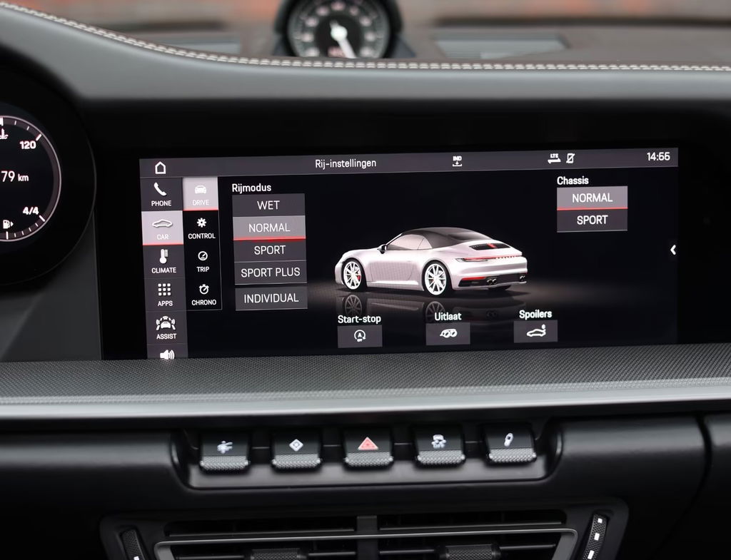 Porsche 992 Carrera 4S