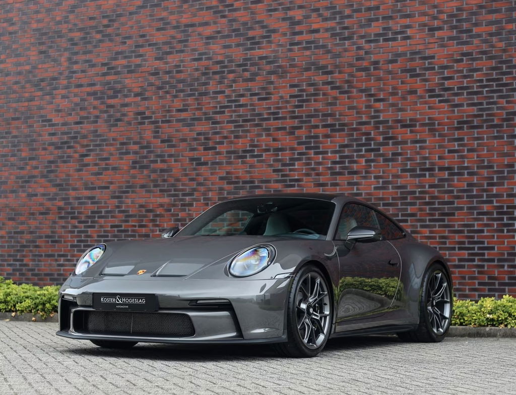 Porsche 992 GT3 Touring