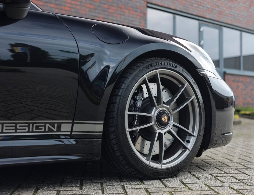 Porsche 992 Edition 50 Jahre Porsche Design