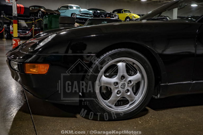 Porsche 968