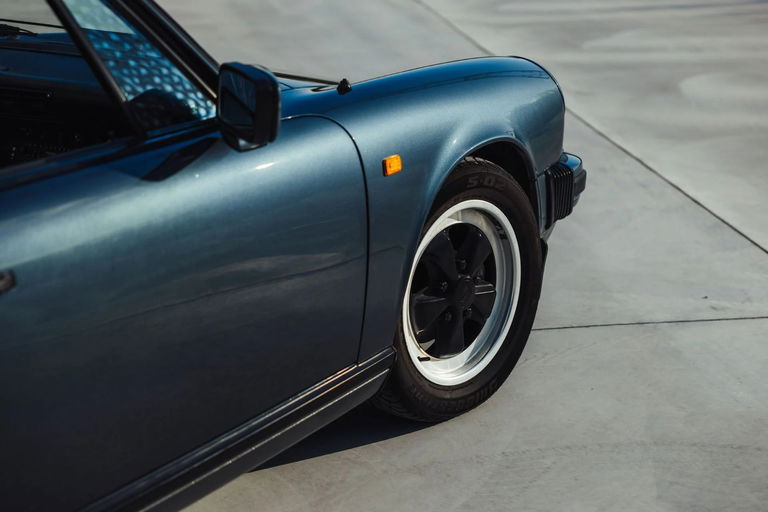 Porsche 911 Carrera 3.2