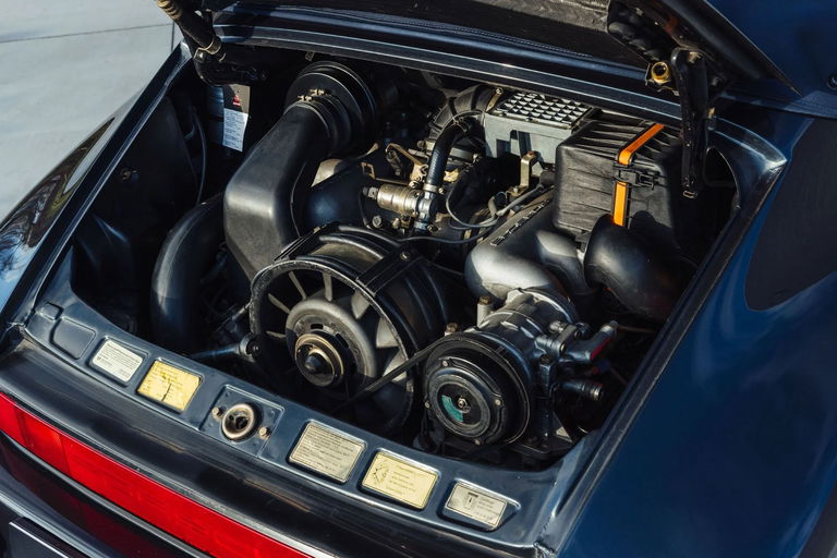 Porsche 911 Carrera 3.2