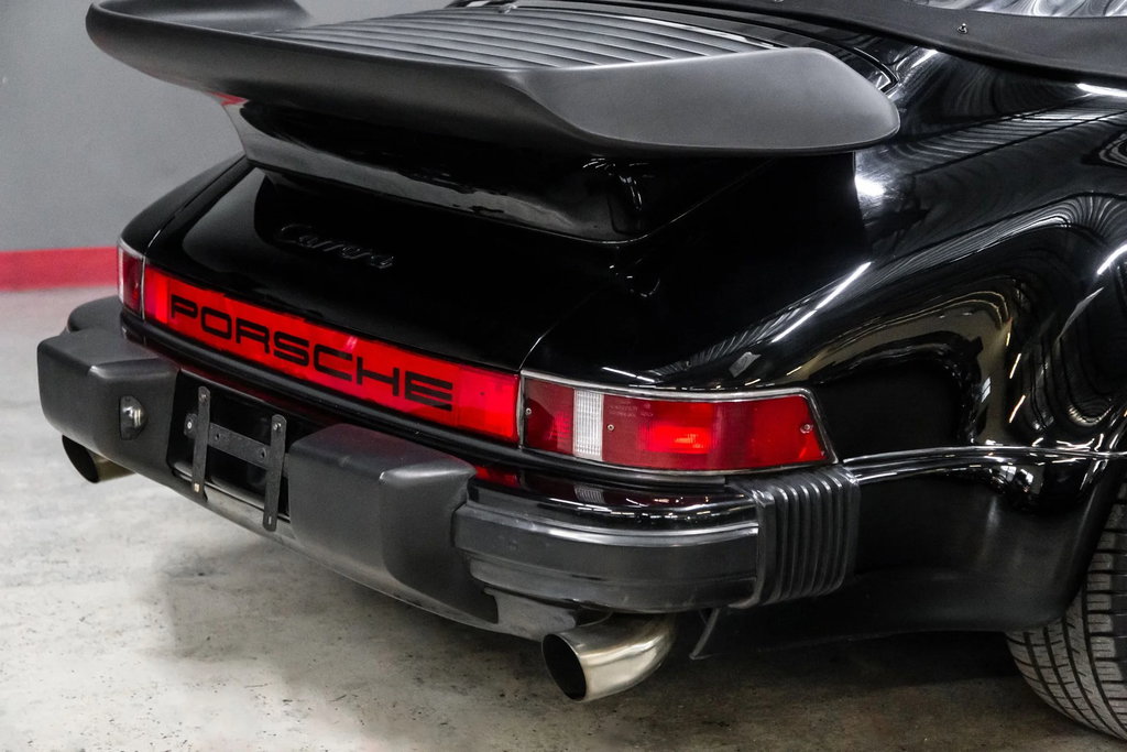 Porsche 911 Carrera 3.2 WTL