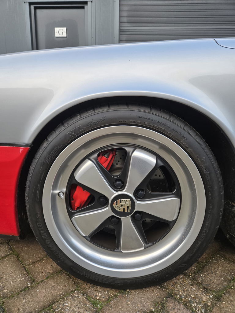 Porsche 964 Carrera 2