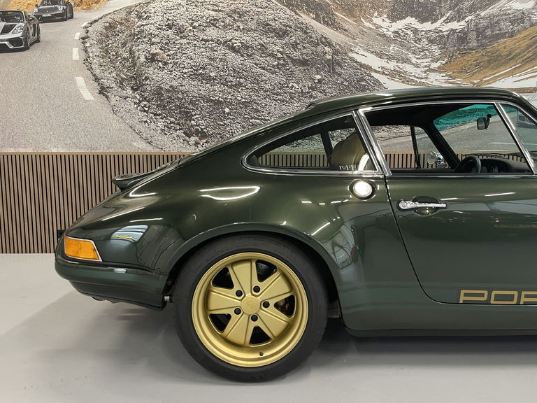 Porsche 911 Backdate