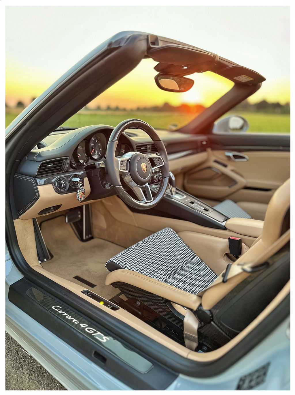 Porsche 991 Carrera 4 GTS