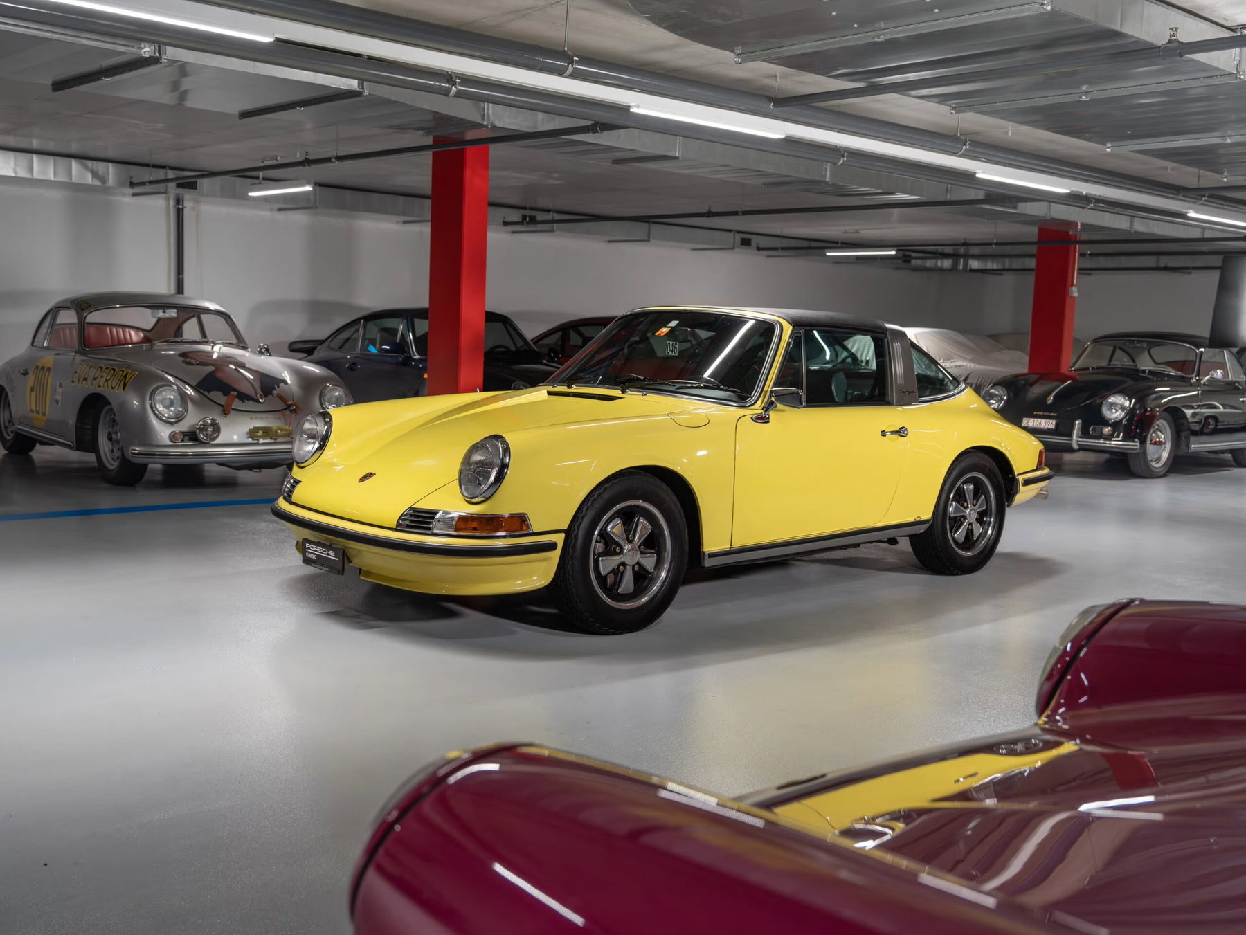 Porsche 911 S (F-Modell) 1972 - elferspot.com - Marketplace for