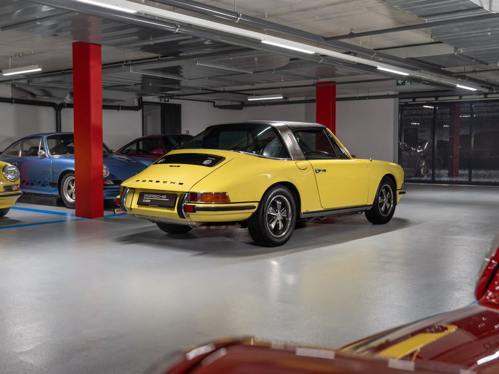 Porsche 911 S (F-Modell)