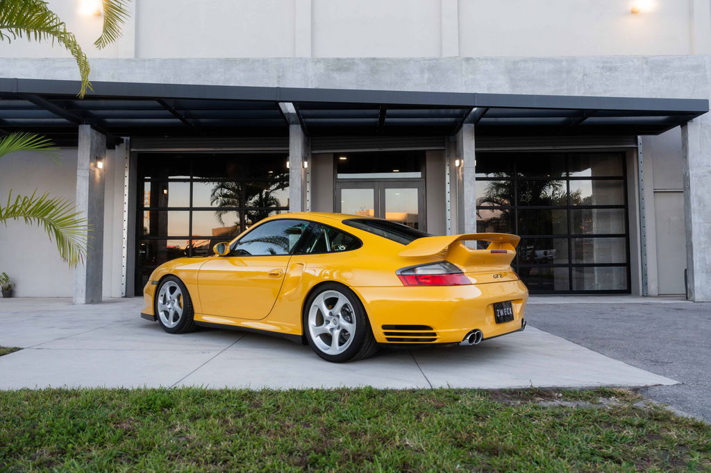 Porsche 996 GT2