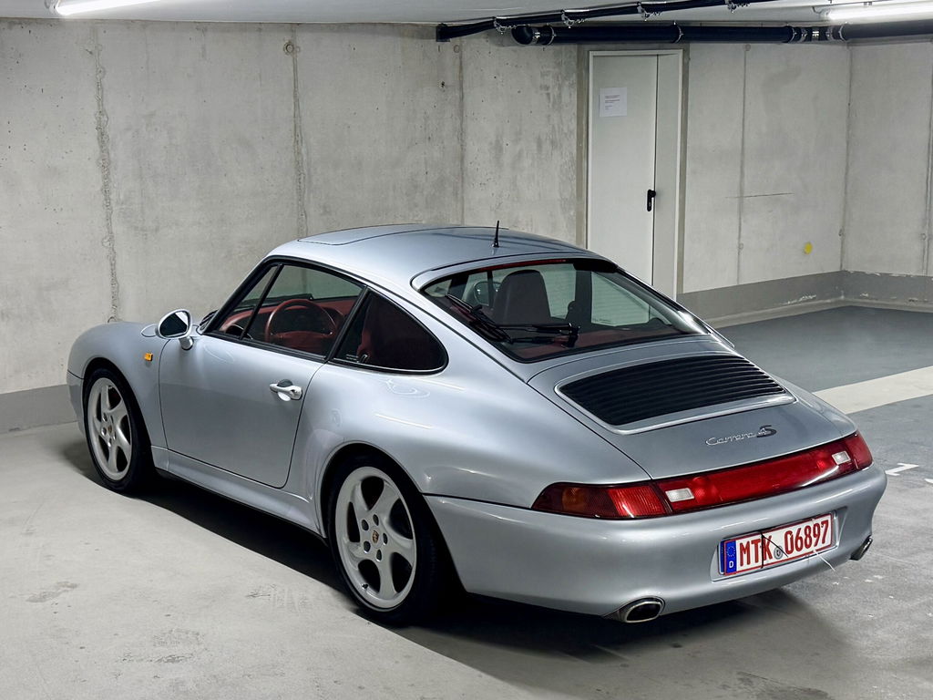 Porsche 993 Carrera 4S