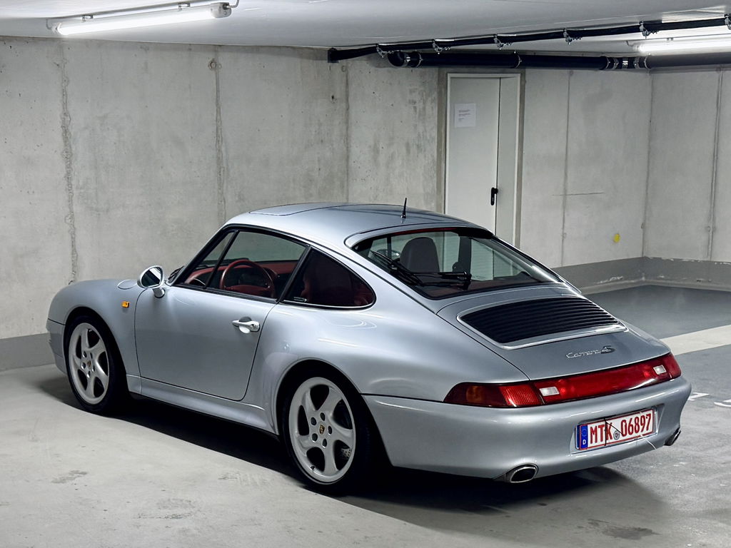 Porsche 993 Carrera 4S