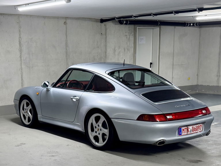 Porsche 993 Carrera 4S