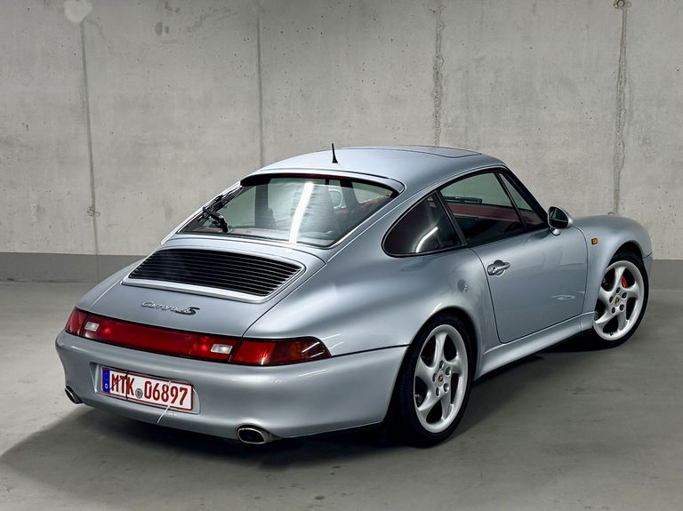 Porsche 993 Carrera 4S