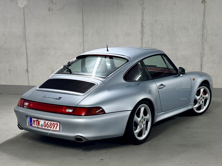 Porsche 993 Carrera 4S