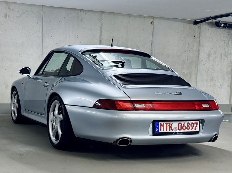 Porsche 993 Carrera 4S