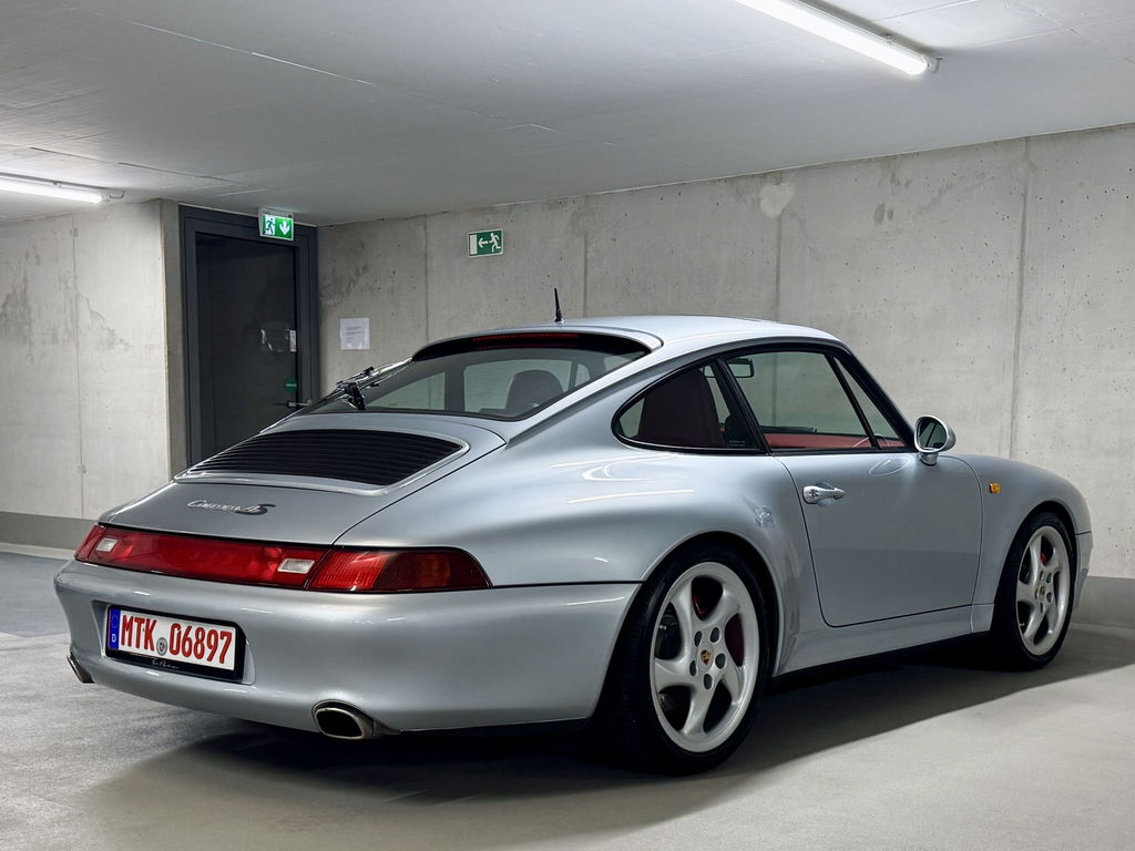 Porsche 993 Carrera 4S
