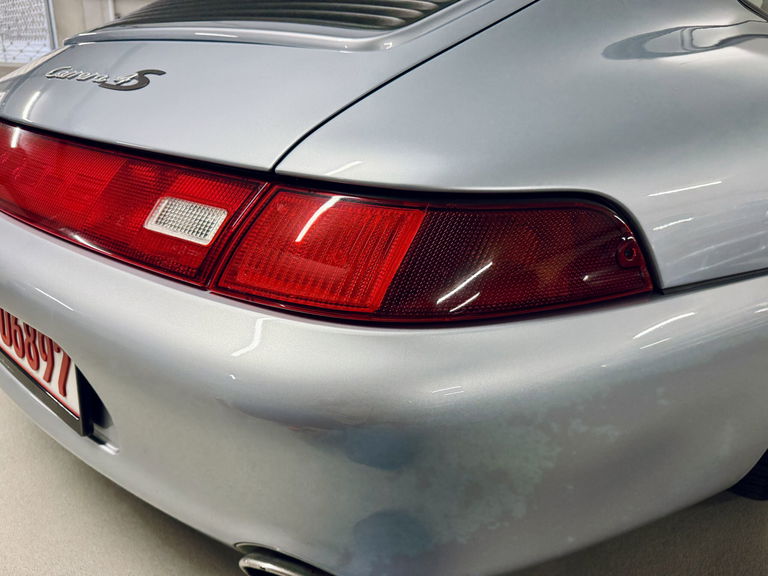 Porsche 993 Carrera 4S