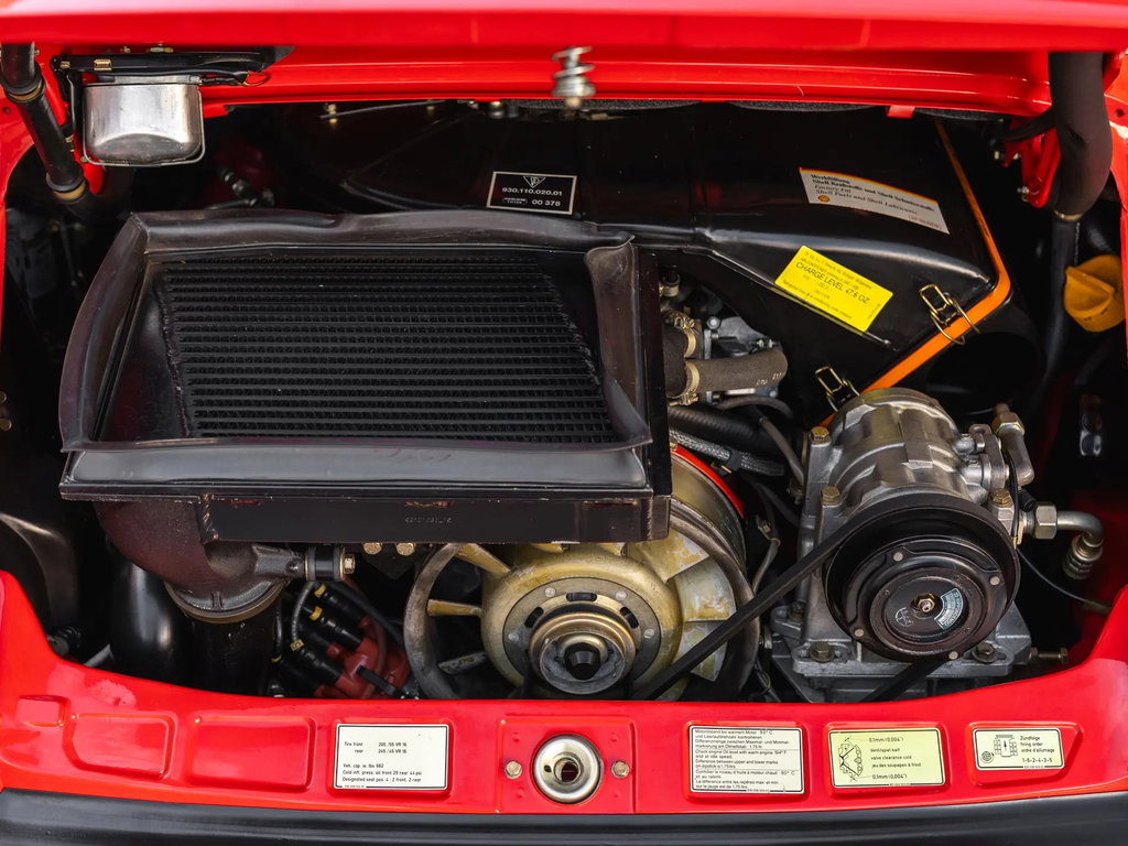 Porsche 911 Turbo 3.3 (US)