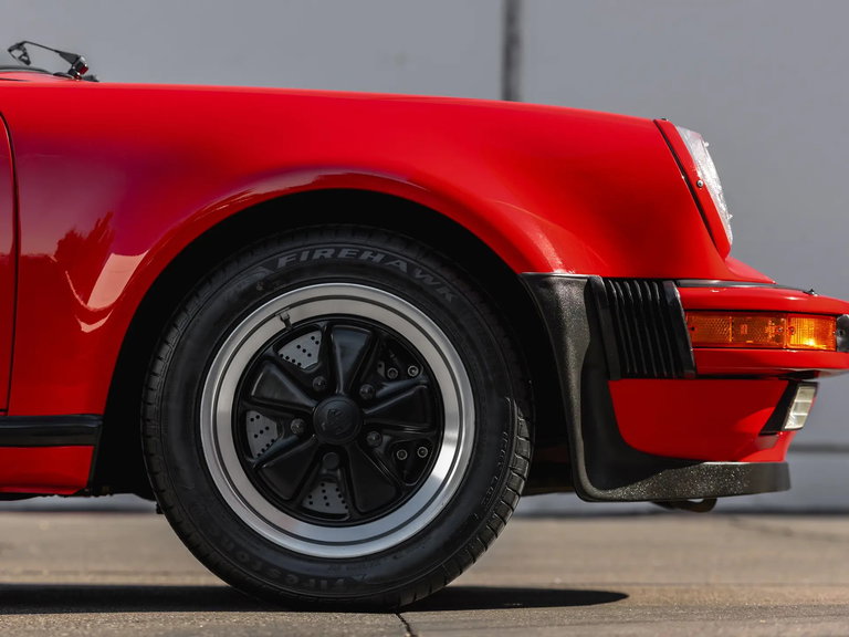 Porsche 911 Turbo 3.3 (US)