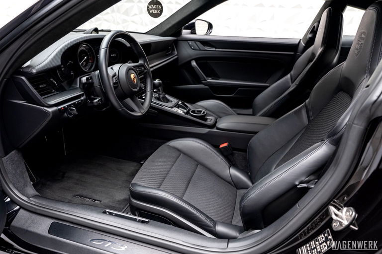 Porsche 992 GT3 Touring