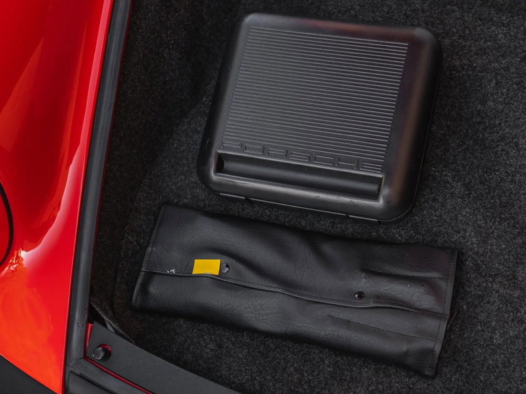 Porsche 911 Turbo 3.3 (US)