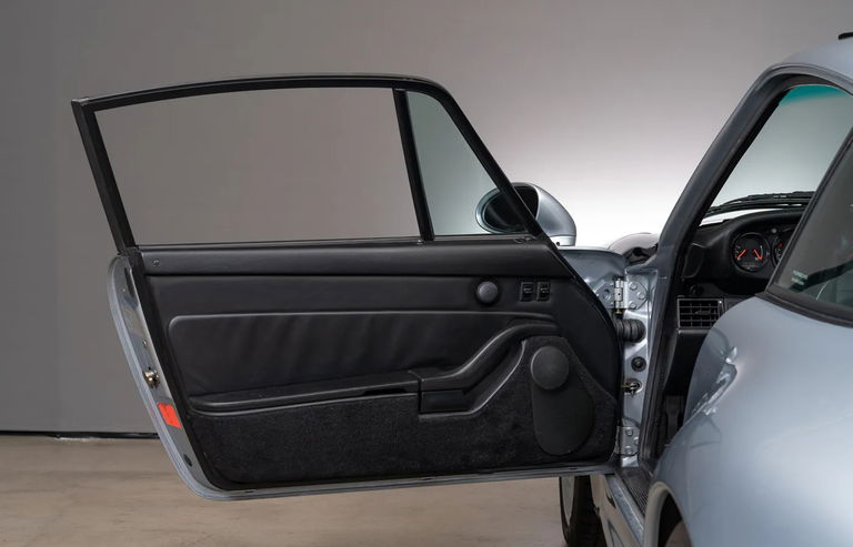 Porsche 993 Carrera 4S