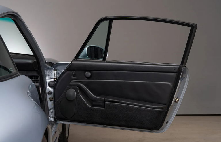 Porsche 993 Carrera 4S