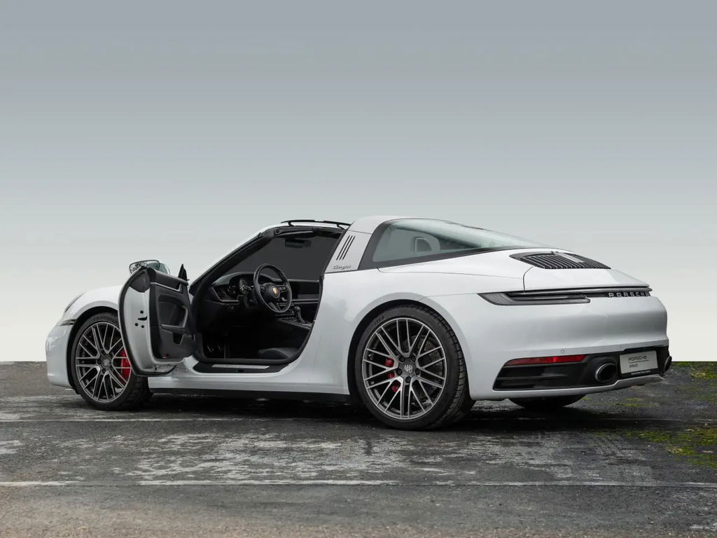 Porsche 992 Targa 4S
