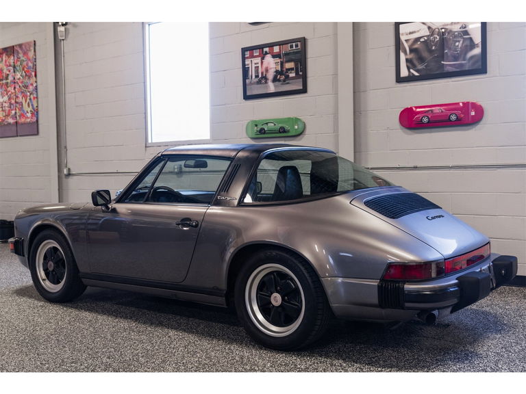 Porsche 911 Carrera 3.2