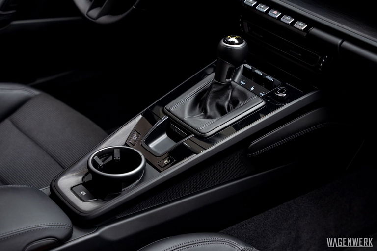 Porsche 992 GT3 Touring