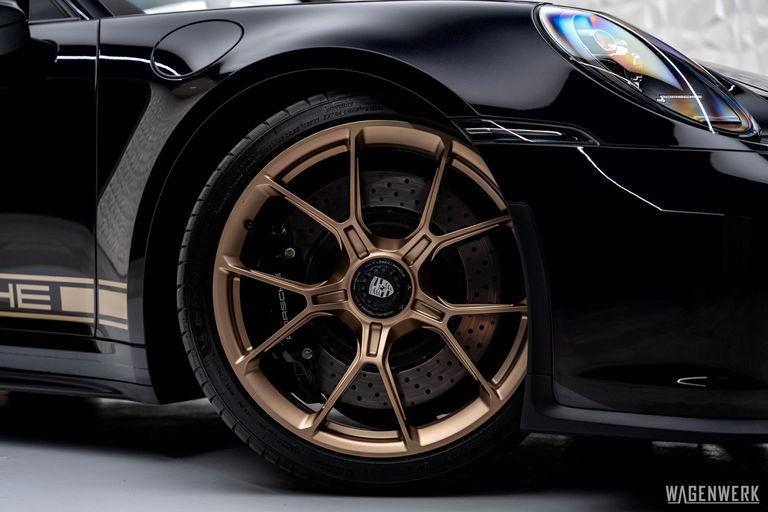 Porsche 992 GT3 Touring