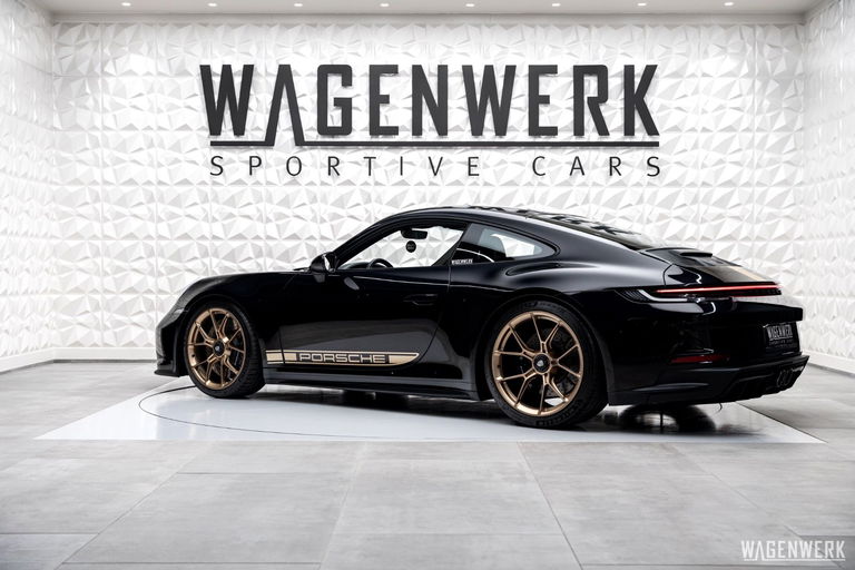 Porsche 992 GT3 Touring